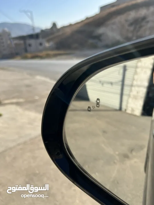 فل مسكررر 4*4 عدا فتحه دفعه 42 وشكات 20 شهر شوف الصور كامله بعدها رنلي