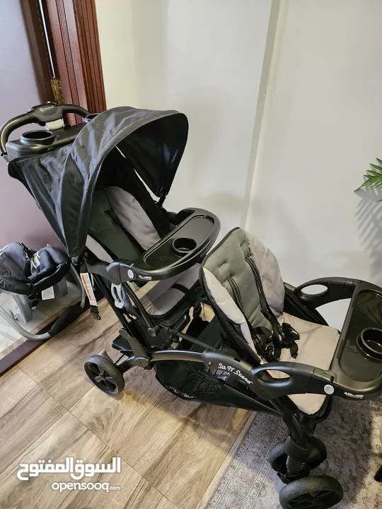 عربانة أطفال مع كرسي سيارة baby stroller+car seat