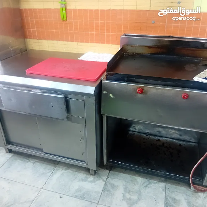 عدة مطعم مشاوي للبيع