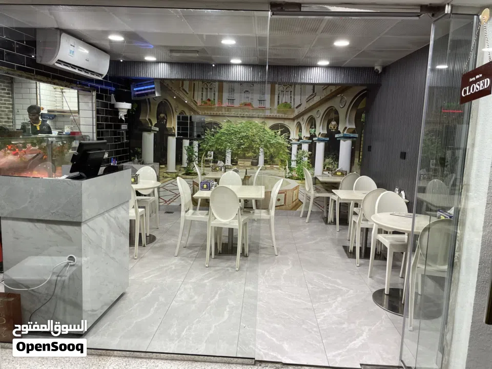 للبيع مطعم سوري متكامل في موقع مميز بعجمان