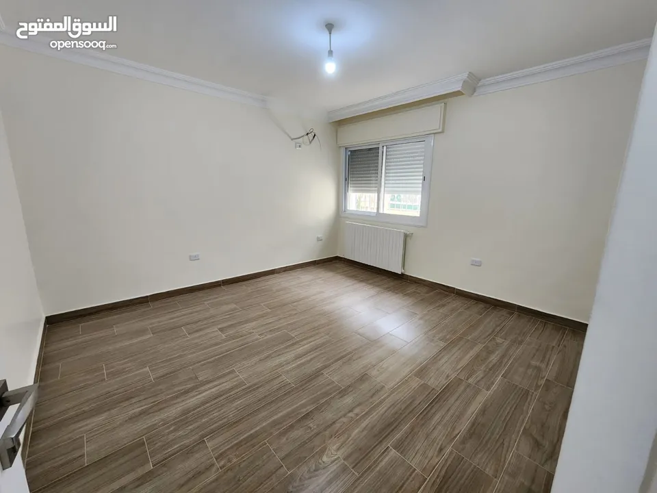 فيلا متلاصقة فاخرة للبيع أو للإيجار في الصويفية - ref : 14472