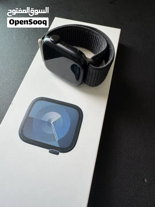 Apple Watch Series 9 — 41mm Midnight (GPS)