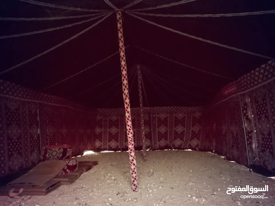 خيم شعر تراثيه  مساحة 8م×4م ويوجد مساحات أخرى حسب الطلب  خيم جديده لا يوجد مستعمله