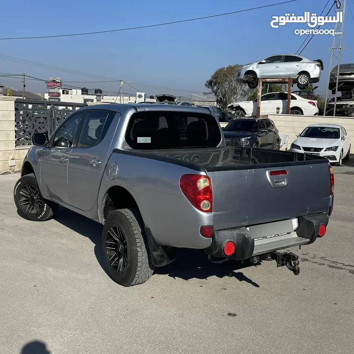 متسوبيشي هنتر l200 اصل برايفت يد ثانية منفو بالكامل سعرر حررررق