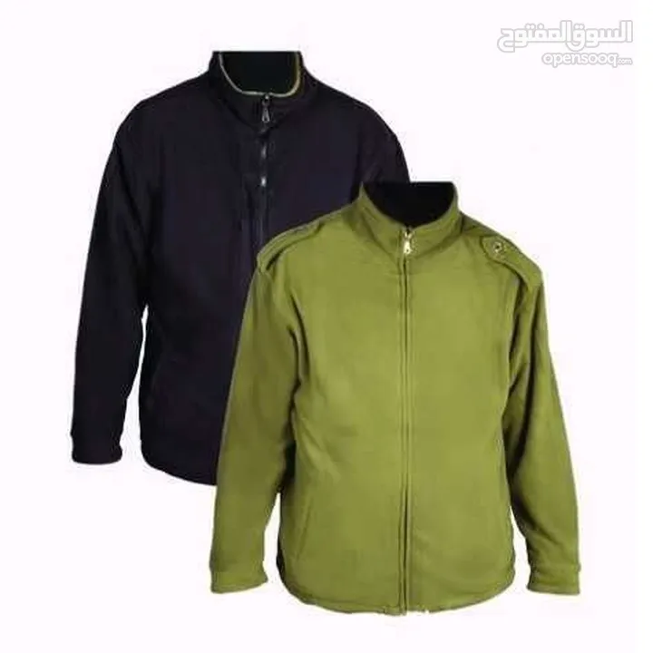 جاكيت شتوي سميك بخامة فليس أصلية، دافئ وأنيق، وتقدر تلبسه على الجهتين لتبديل إطلالتك فورًا
