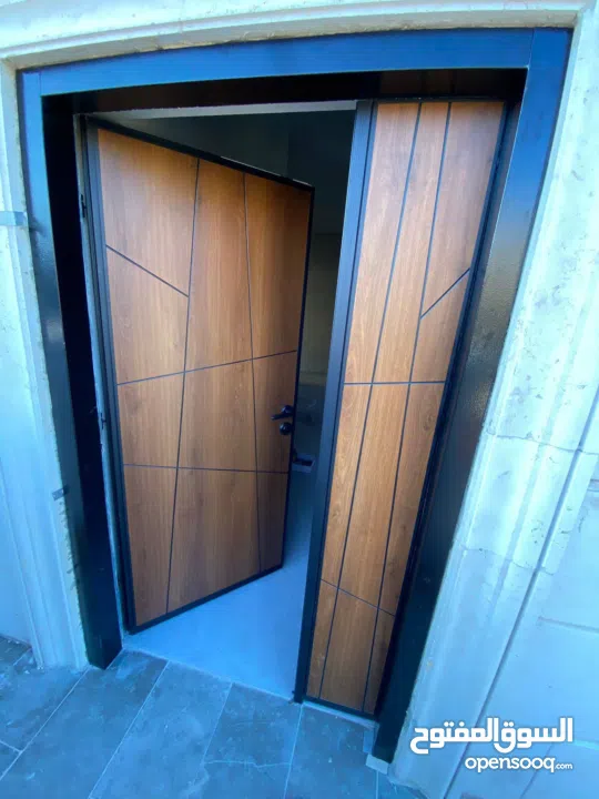 أبواب خشبية خارجية فخمة