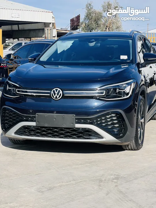 ‏          Volkswagen ID6 2022 Cruzz pro عدادات قليلة