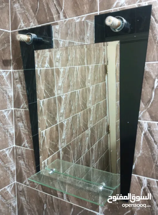 مراية حمام سيكوريت مضاءة حجم كبير للبيع