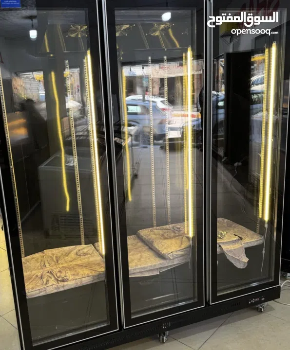 ثلاجة عرض محلات ثلاثة ابواب مديل 2025