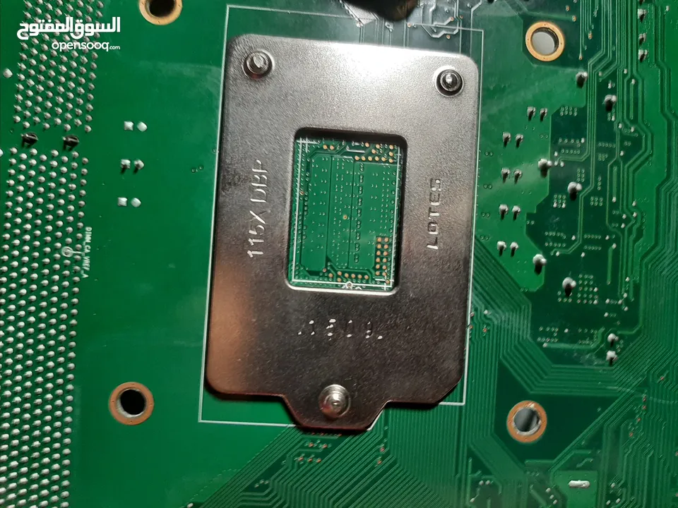 طقم كمبيوتر مكتبي للبيع: معالج Intel Core i5-4590 الجيل الرابع + مذربورد ASM LGA 1150 + رام 4GB DDR3
