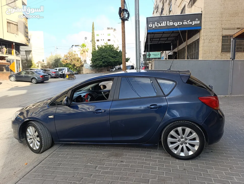 اوبل استرا 2012اتومات