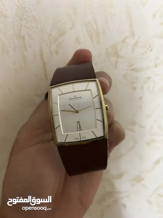 ساعة كلاسيكية نادرة ماركة skagen بحالة ممتازة للبيع