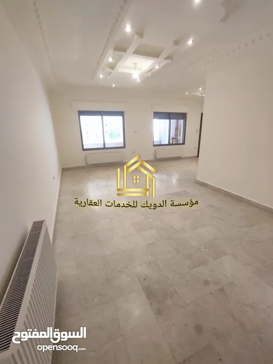 شقة سوبر ديلوكس في أرقى واجمل مناطق ام اذينة