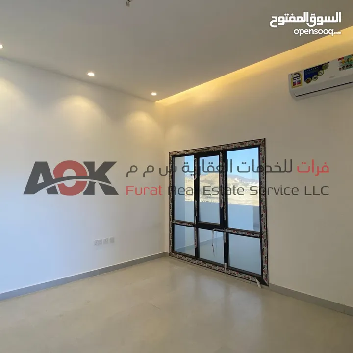 فيلا جزء توين كورنر بتشطيبات راقية للبيع في بوشر (المسفاة) Twin Villa Corner Unit for Sale  Location