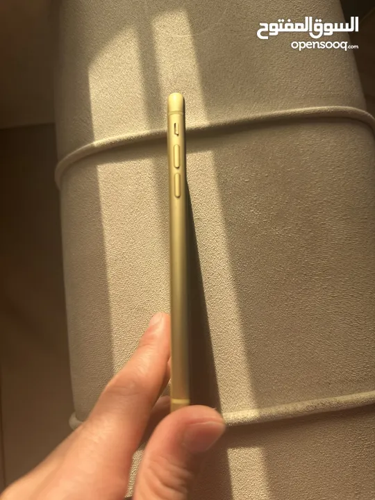 iPhone Xr وكالة للبيع اقرأ الوصف مهم