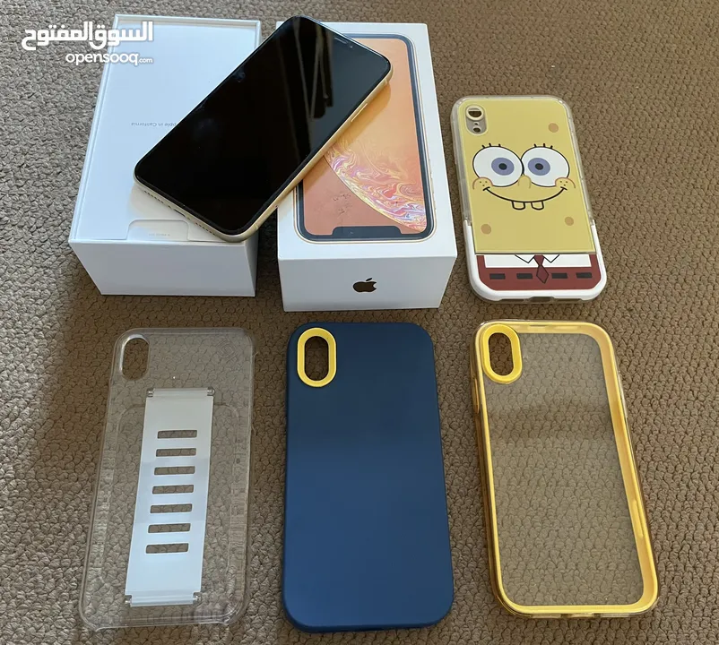 Iphone xr 64bg and apple watch bundle selling