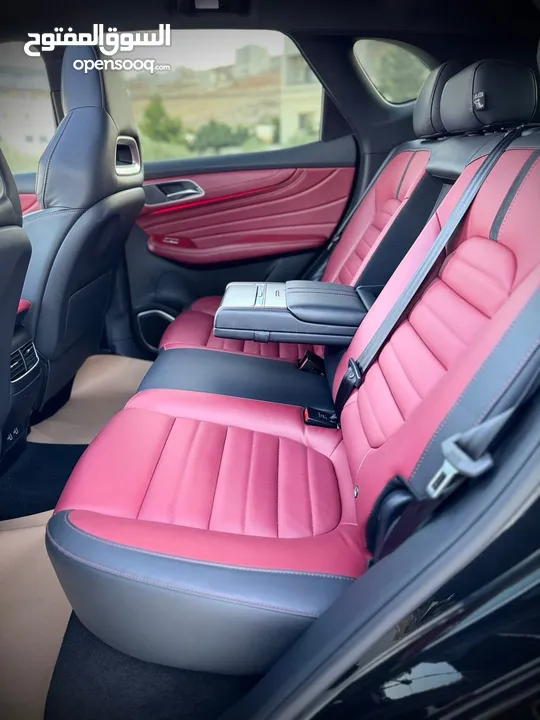 الغرفة الحمراء المميزة إضافات Luxury و بسعرررررر آلعرض عداد قليل