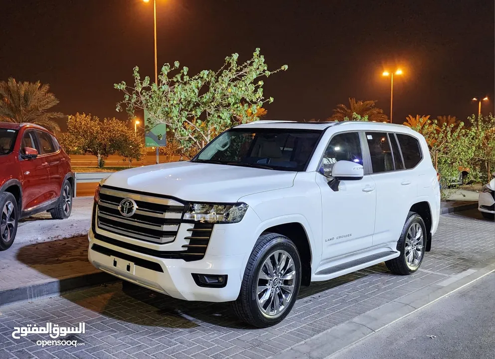 للبيع جيتور T2 2026 للبيع تويوتا لاندكروزر 2025 للبيع تويوتا رافور 2025 للبيع شانجان 2026 للبيع H9