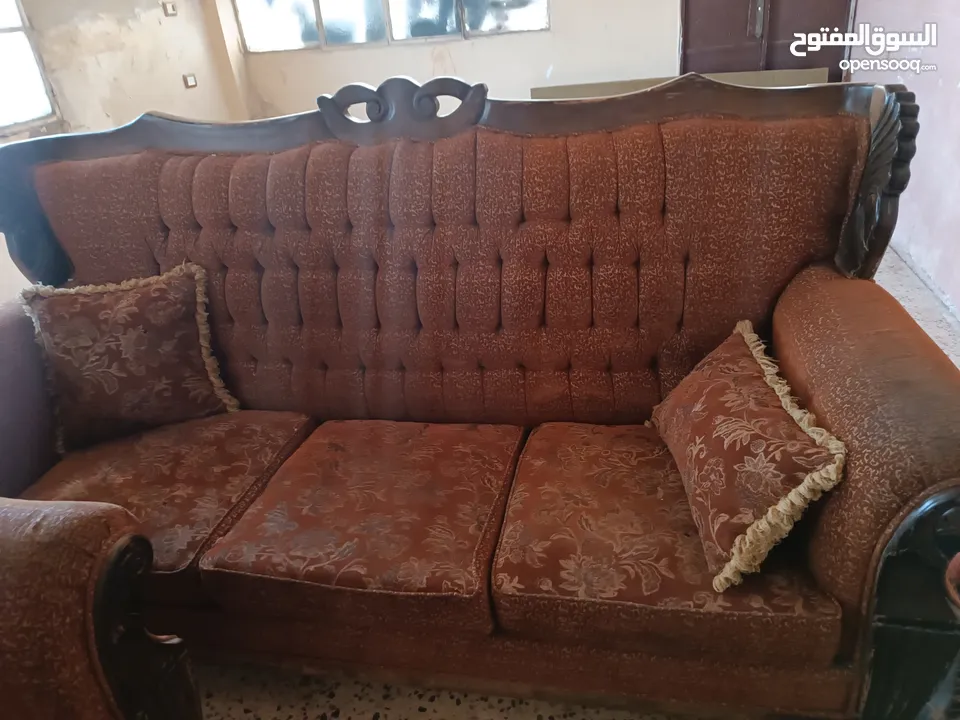 طقم كنب 7مقاعد للبيع