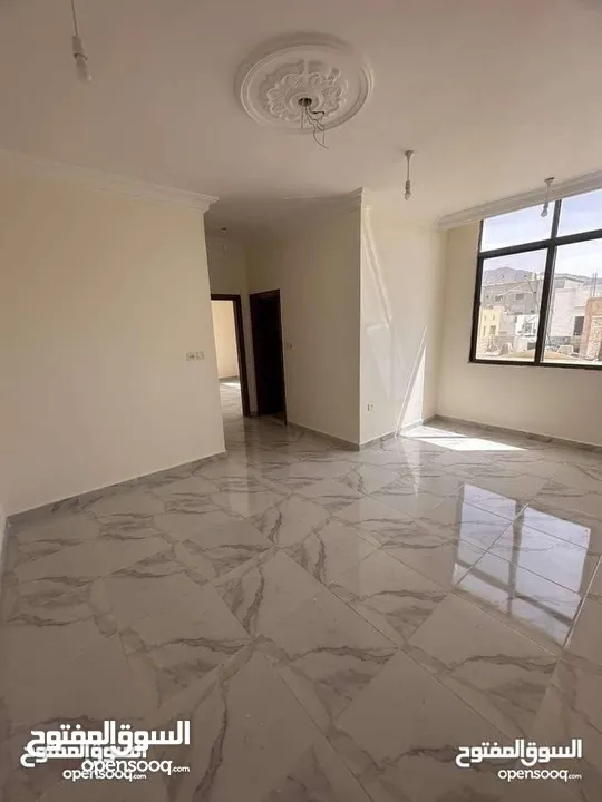 شقه للبيع الثالثة طابق اول هندسي شارع ألرئيسي