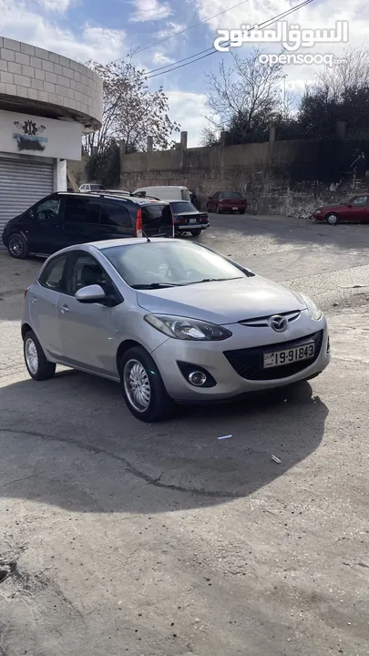 Mazda 2 2012