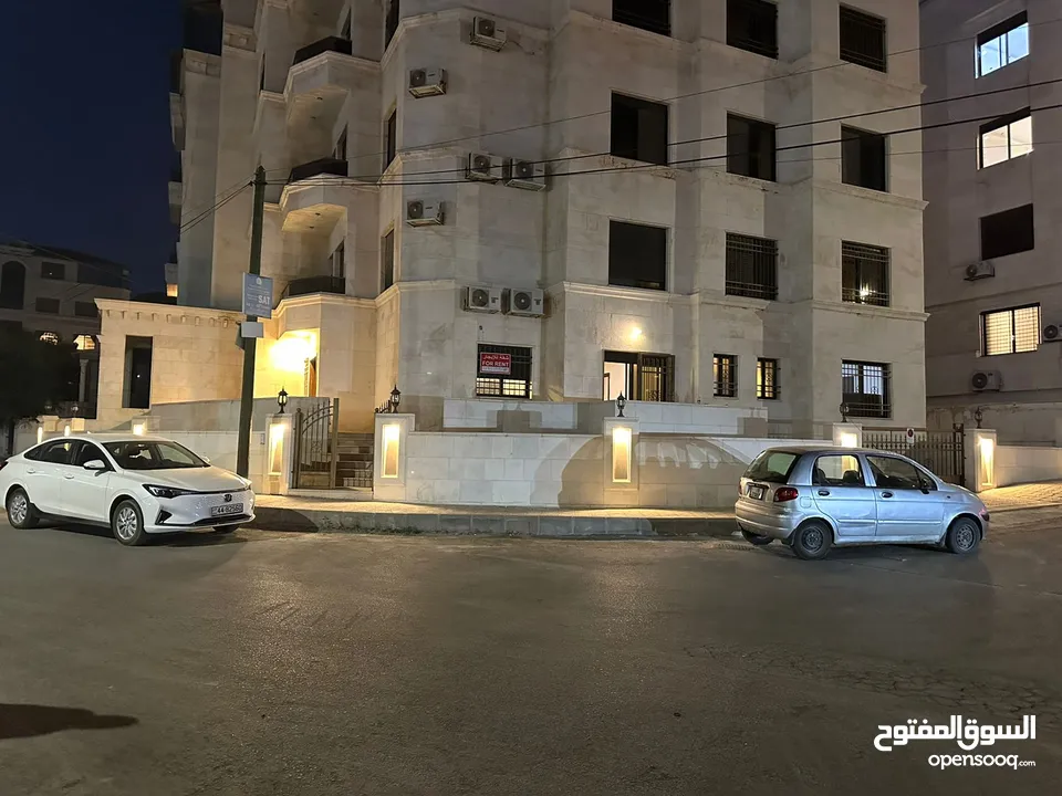 شقه مفروشة بالكامل