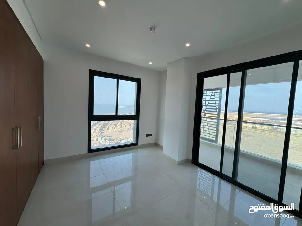 2 BR Great Brand-New Apartment in Al Mouj for Rent