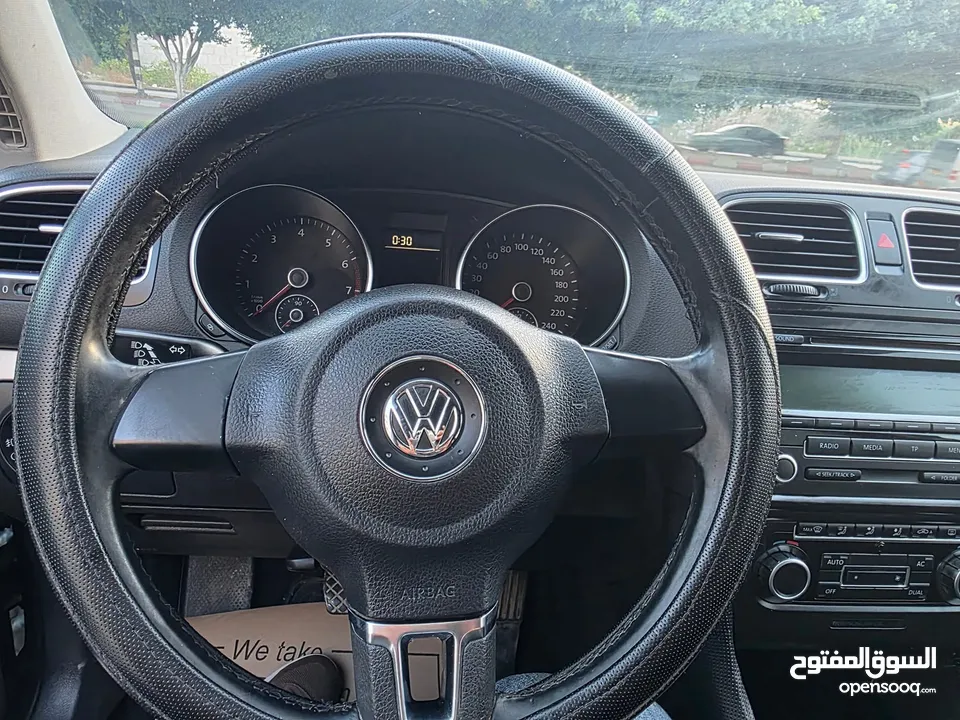 خالد اسماعيل