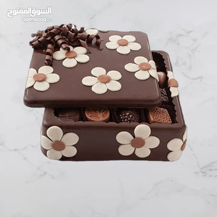 علب الحلويات