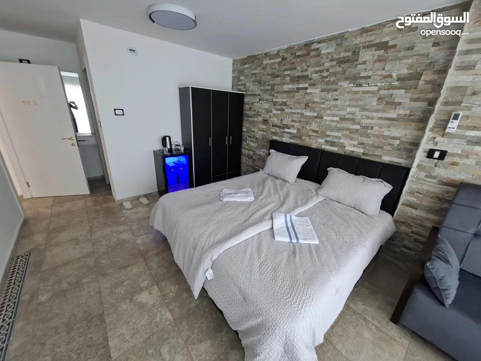 استوديوهات للايجار اليومي