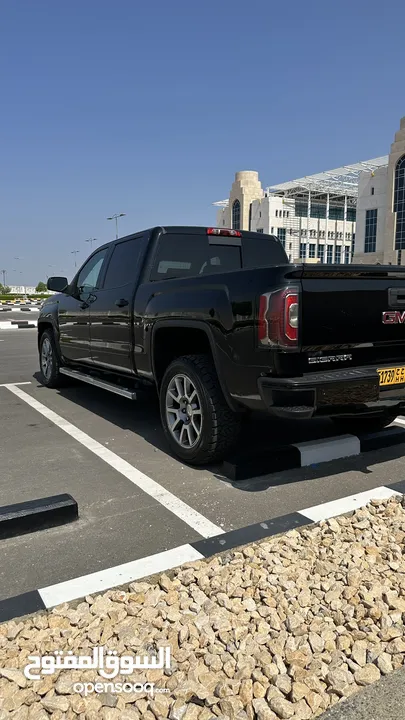 جي ام سي بيكب دينالي GMC DENALI