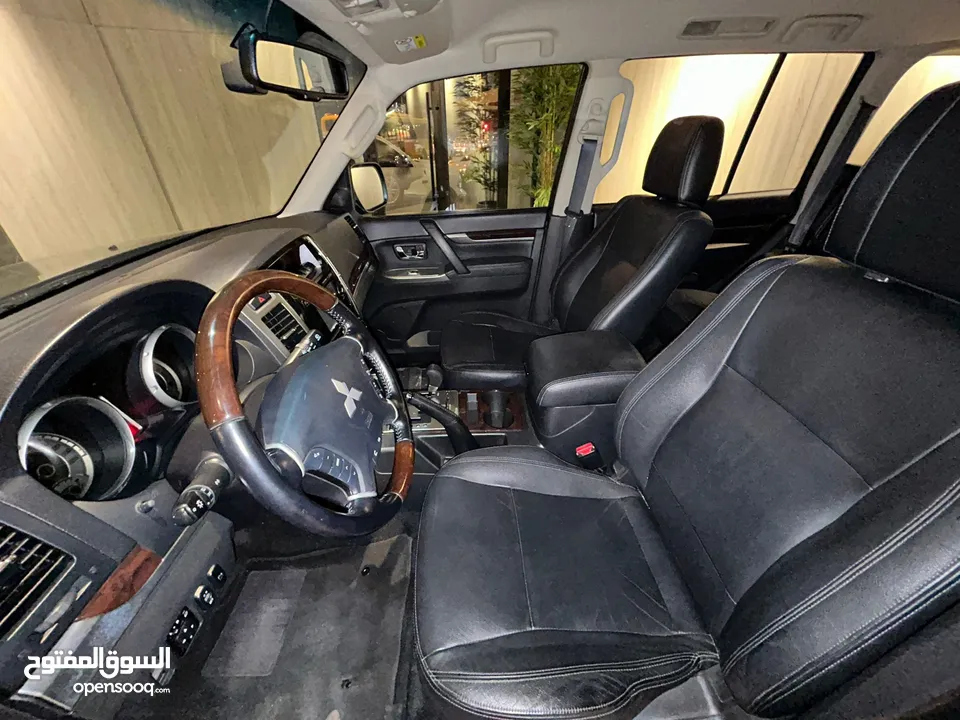 Mitsubishi PAJERO GLS 3.5 v6 model 2020 FOR SALE