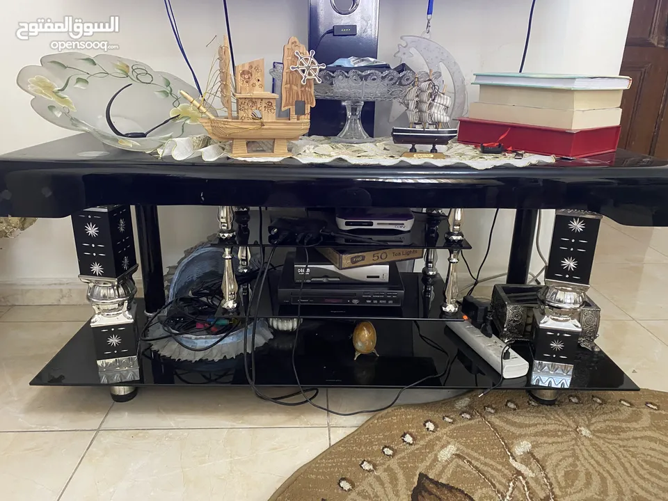 طقم كنب للبيع بحالة جيدة جدا