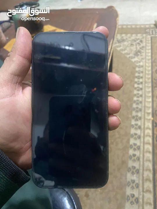 آيفون 13 بسعر حرق او تلفون وكاله نضيف نضيف سعت تخزين 128 بطاريه 86 اصلي تلفون مش مفتوح ولا مغير شي