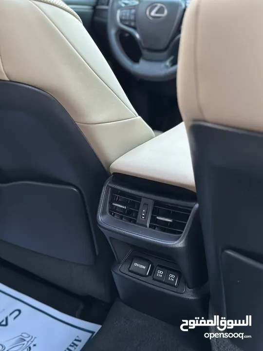 قمة بالنظافة Lexus ES 350 2019 بانوراما فل اوبشن و بسعر مناسب جدا