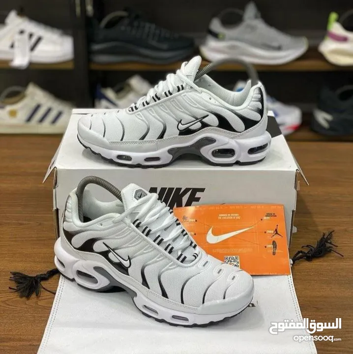 مقاس من 41 ل45 Nike tn