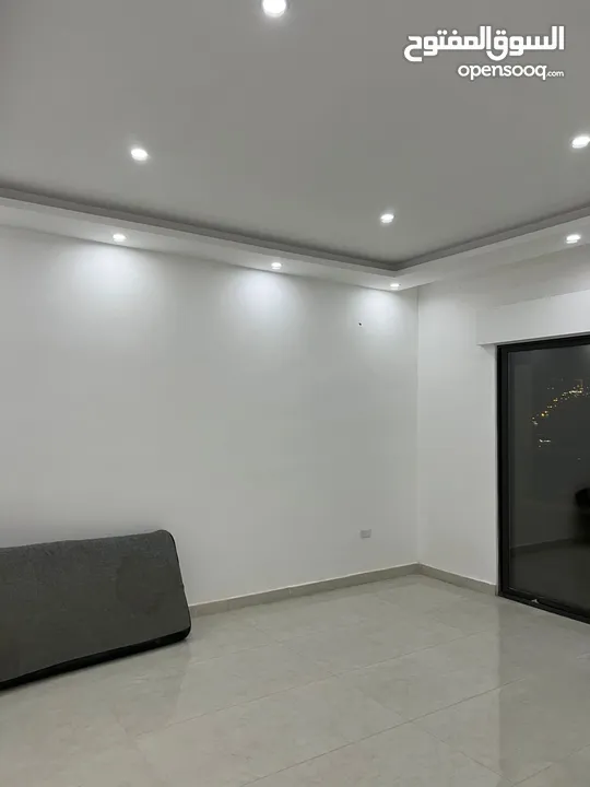 شقة جديدة - لم تسكن - ام زويتينة - 3نوم 1ماستر - 170م - قرب الخدمات العامة