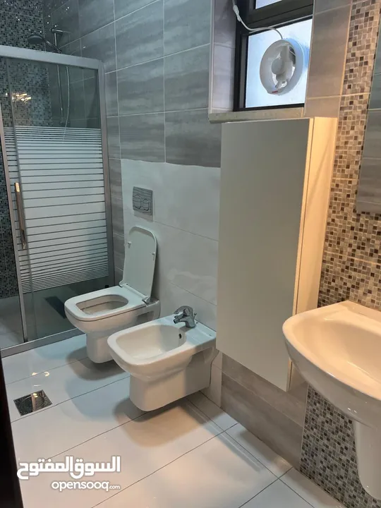 شقة مفروشة للإيجار 200م2 ( Property 18430 )-174847923