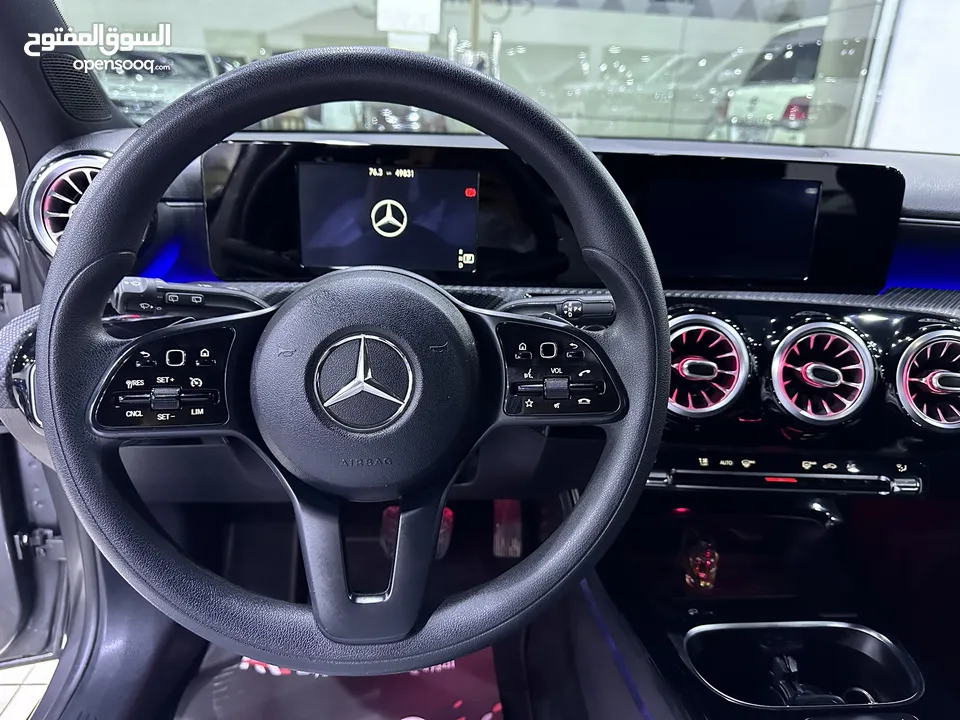 2019 MERCEDES BENZ A200