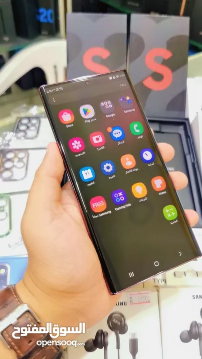 عرض خااص : Samsung S22 ultra 256gb هواتف نظيفة جدا بحالة الوكالة مع ضمان و ملحقاتها بأقل سعر