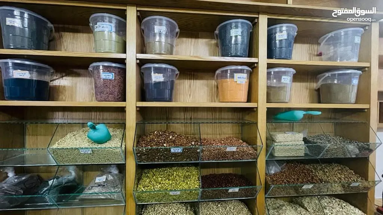 ديكور أثاث محل تاجر مكسرات نابلس