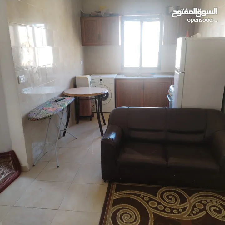 شقة مفروشه للإيجار بالقرب من جامعة اليرموك