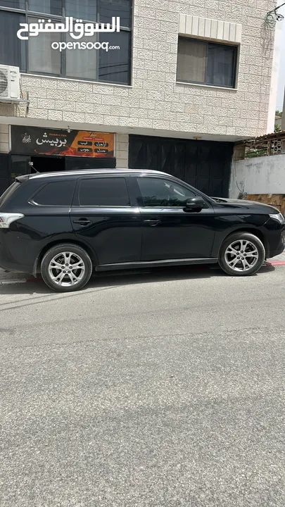 ميتسوبيشي اوتلاندر للبيع في نابلس