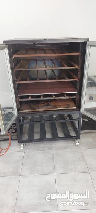 معدات مطاعم صناعية  فرن  غاز 4 عيون      غازات مناصب
