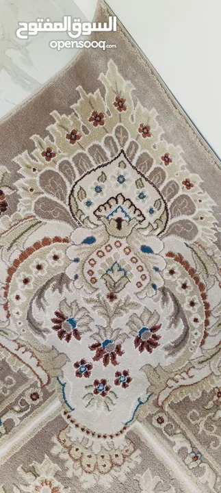 سجاد بحالة ممتازه