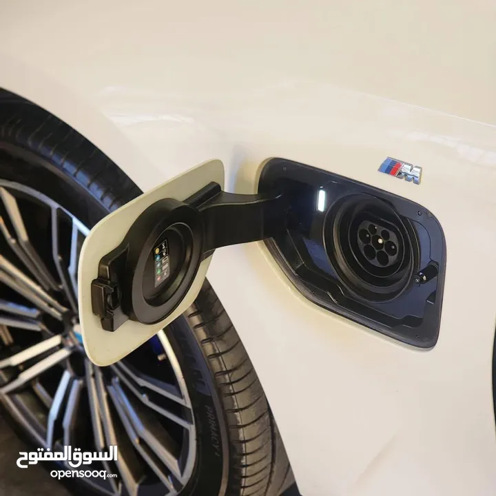 BMW 330e M 2019 بسعر مغري جدا جدا