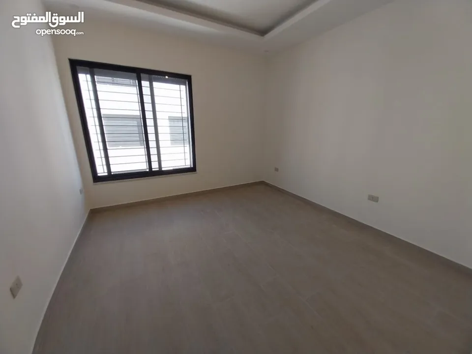 شقة غير مفروشة للإيجار ( Property 38690 )-175034701