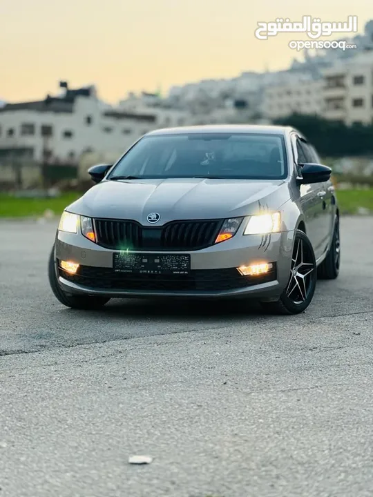 سكودا اوكتافيا 2019 فقط للبدل على جيبات
