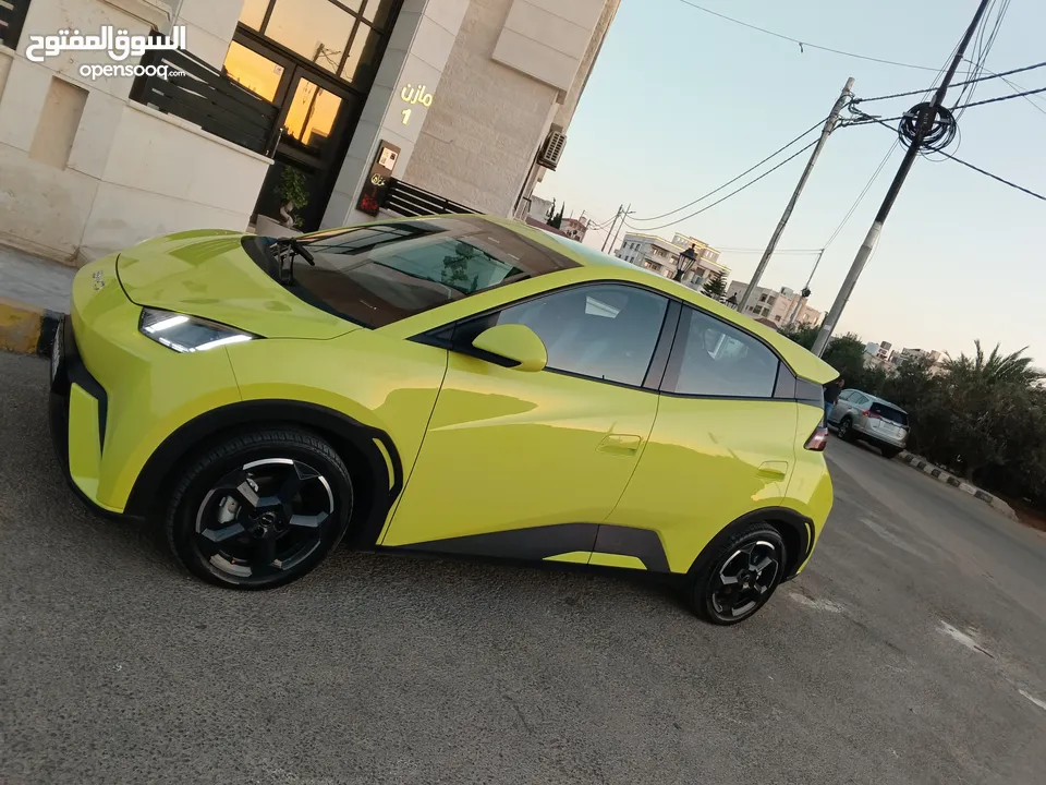 بي واي دي سيجال البطاريه الكبيره بسعر 11500