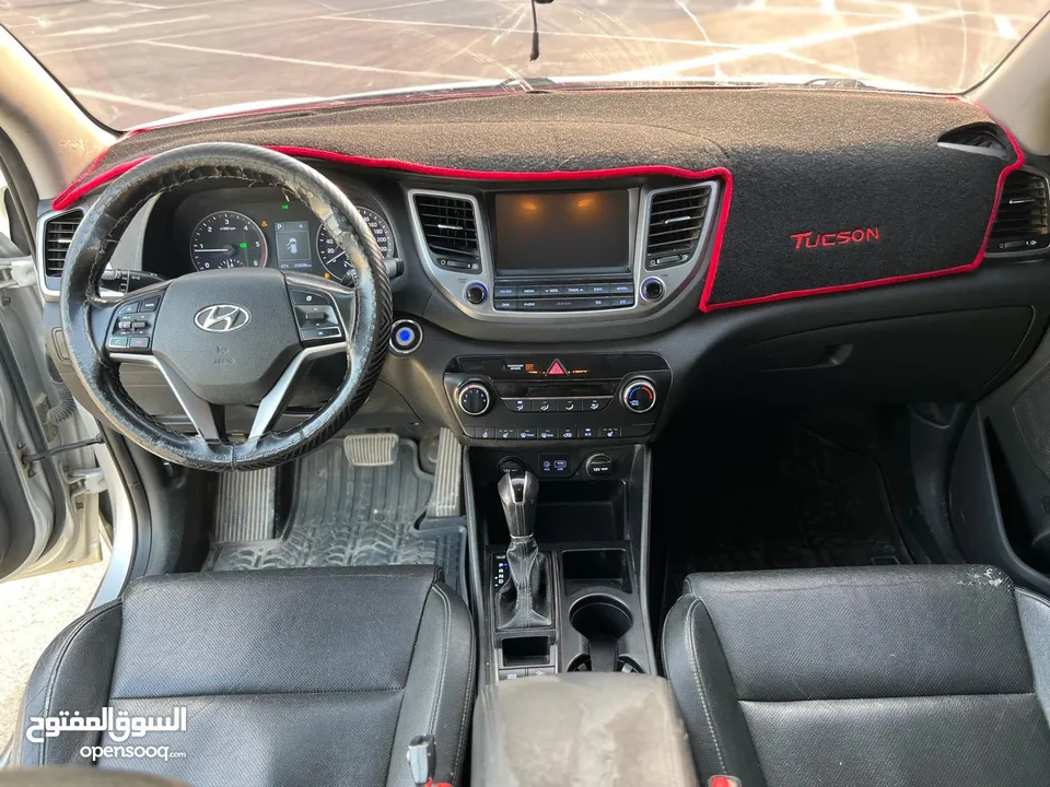 هونداي توسان/2017  فل بدون فتحة سقف 4x4